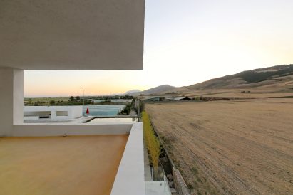 Villa Cheshm Cheran by ZAV Architects