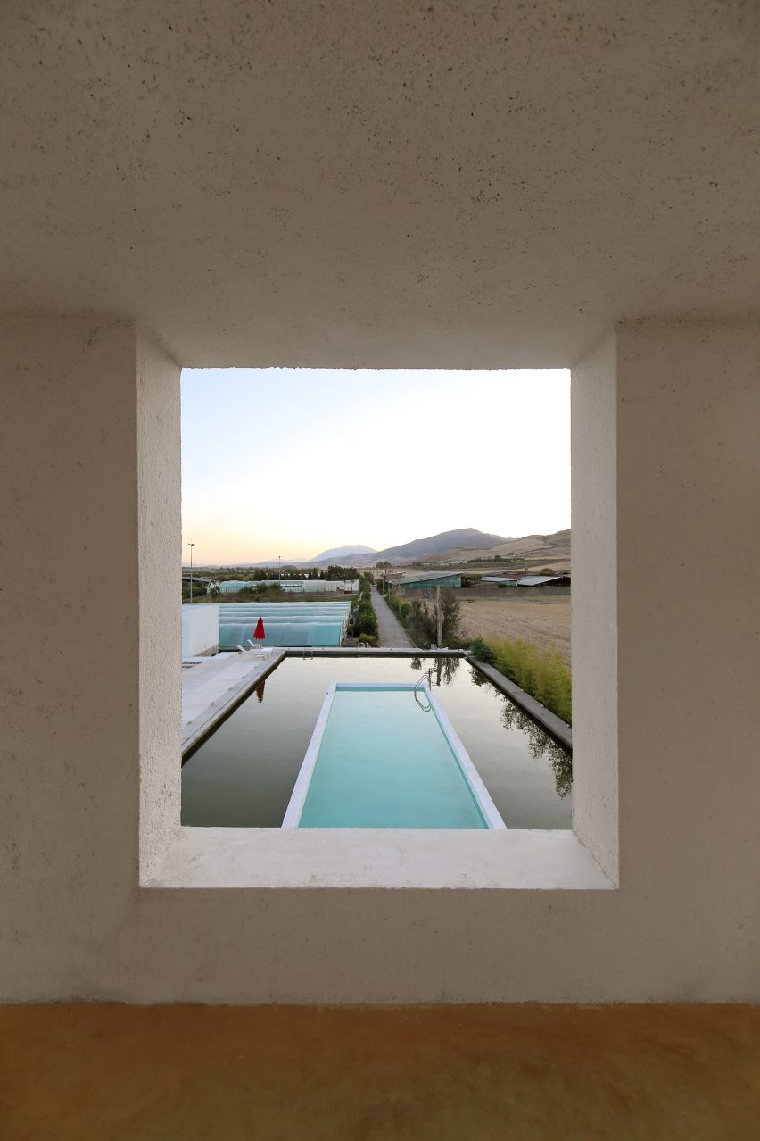 Villa Cheshm Cheran by ZAV Architects