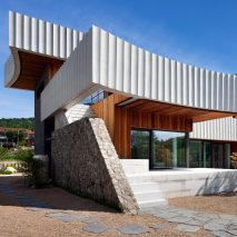 W House by ODE