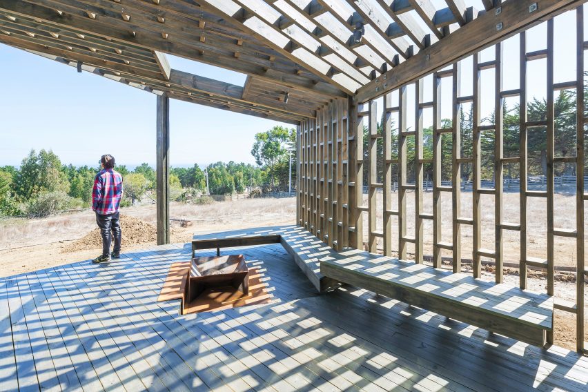 Almost Cube House by Land Arquitectos