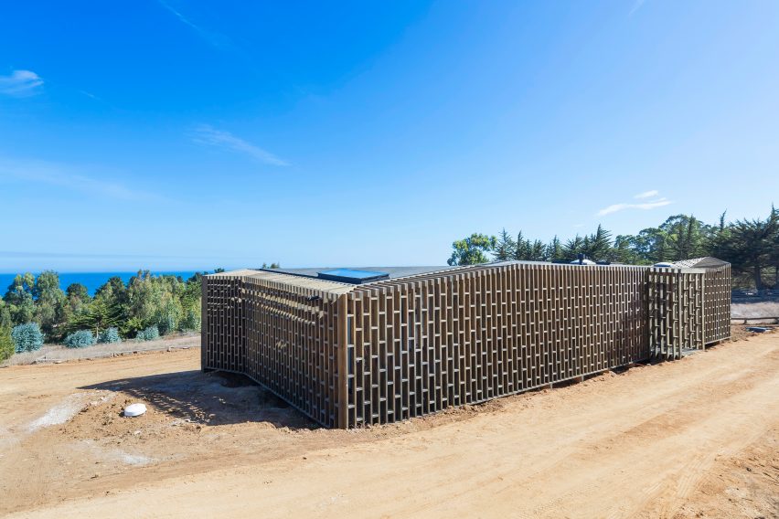 Almost Cube House by Land Arquitectos