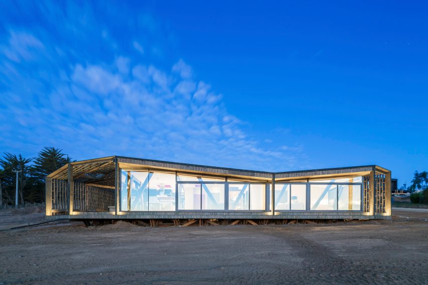 Almost Cube House by Land Arquitectos