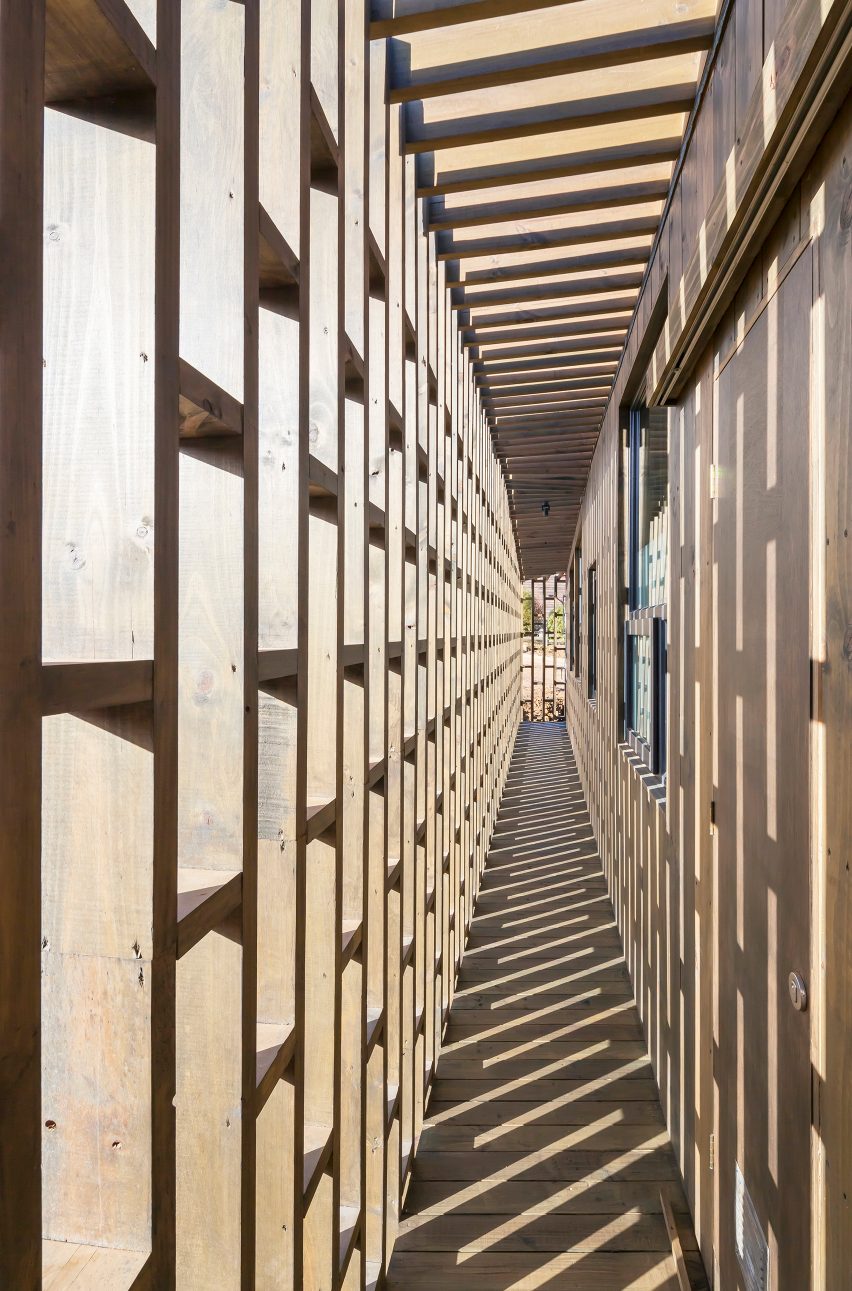 Almost Cube House by Land Arquitectos