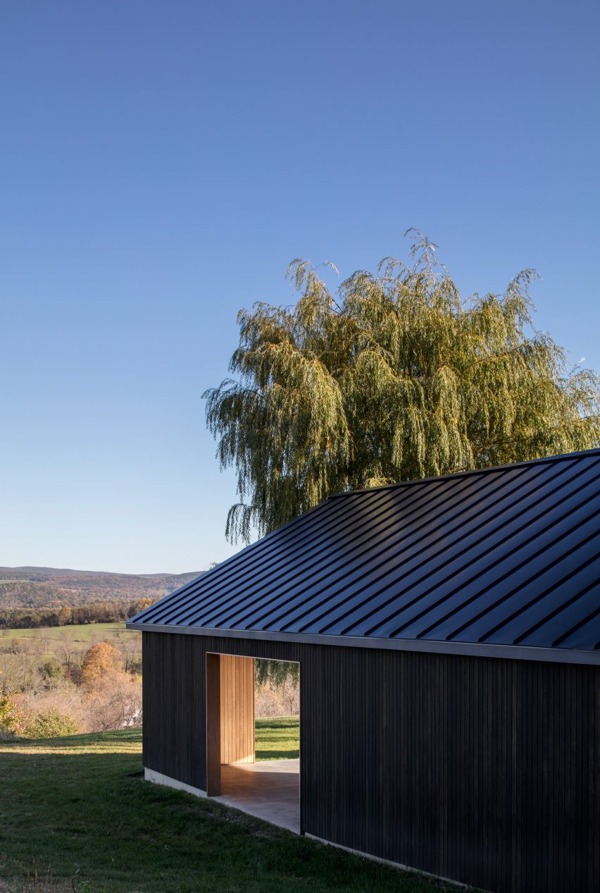 Ancram Barn by Worrell Yeung