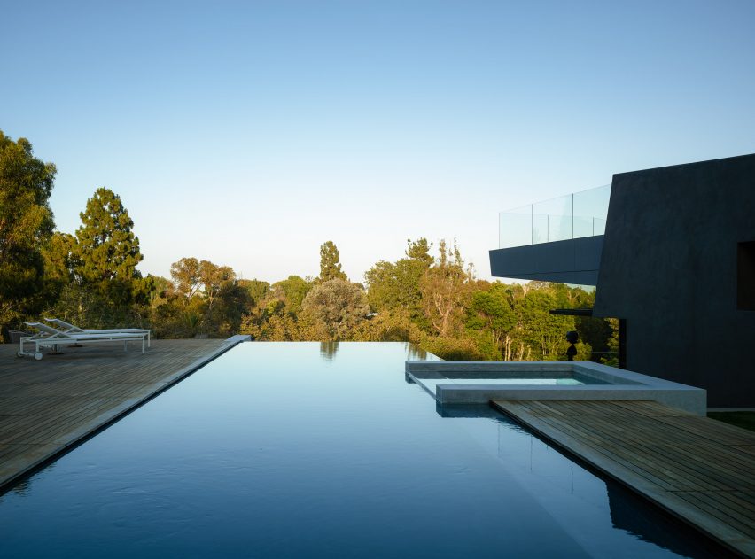 Barrington Residence by Eric Rosen Architects