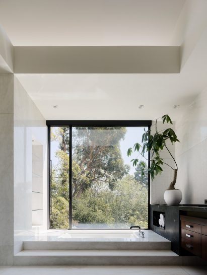 Barrington Residence by Eric Rosen Architects