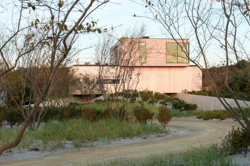 Beach House by Raad Studio