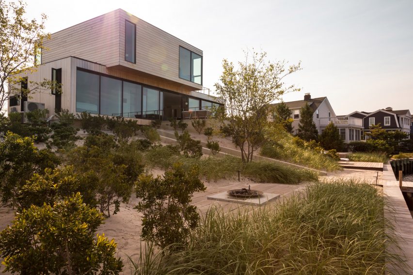 Beach House by Raad Studio