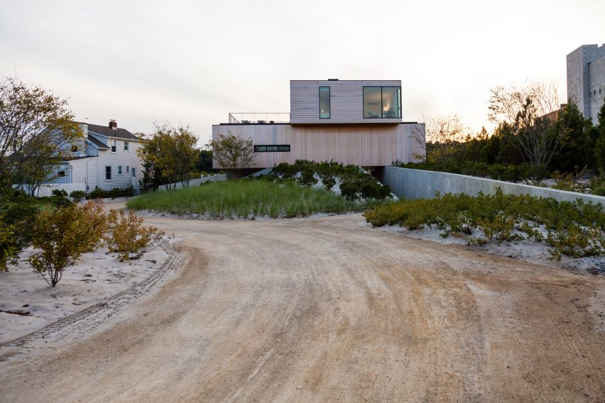 Beach House by Raad Studio
