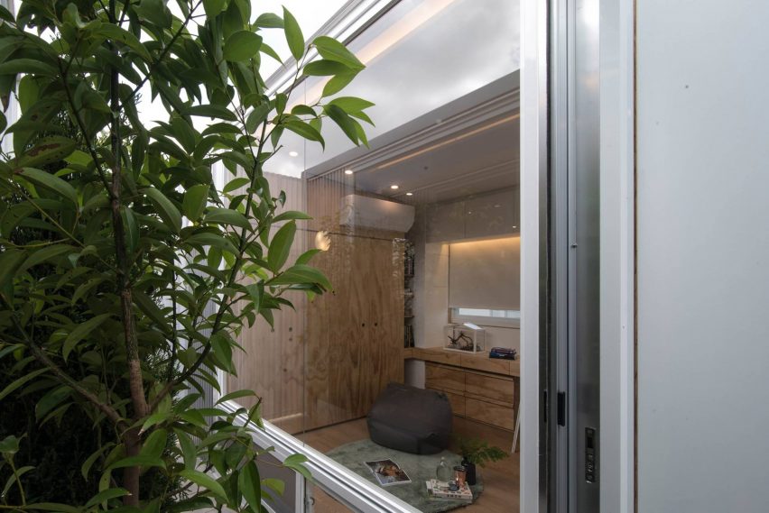 Brother's House by 5X Studio