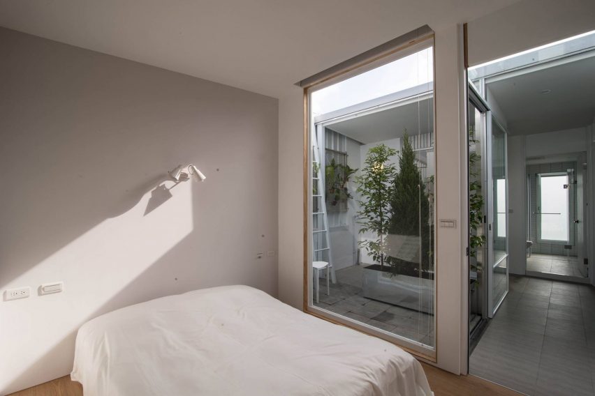 Brother's House by 5X Studio