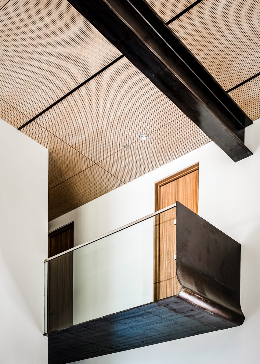 Burnt Cedar by Faulkner Architects