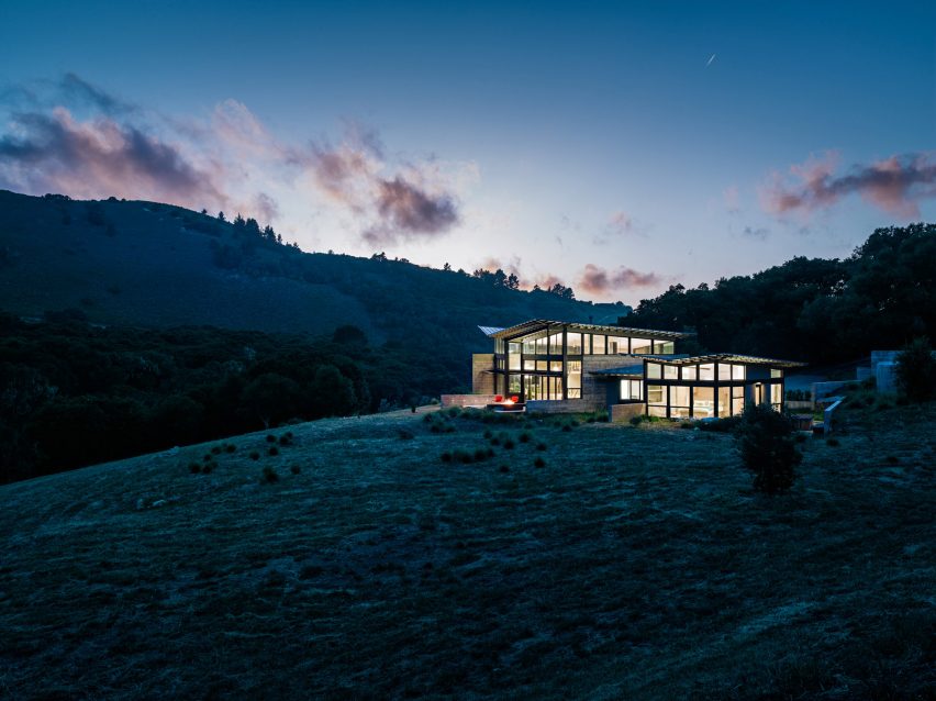 Butterfly House by Feldman Architecture
