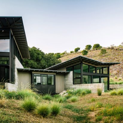 Butterfly House by Feldman Architecture