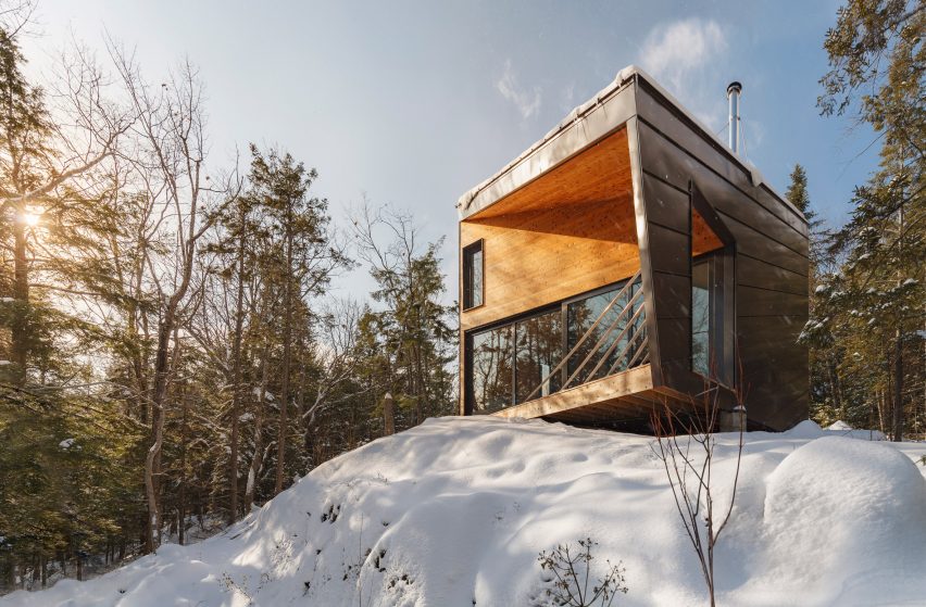Cabin on a Rock by I-Kanda Architects