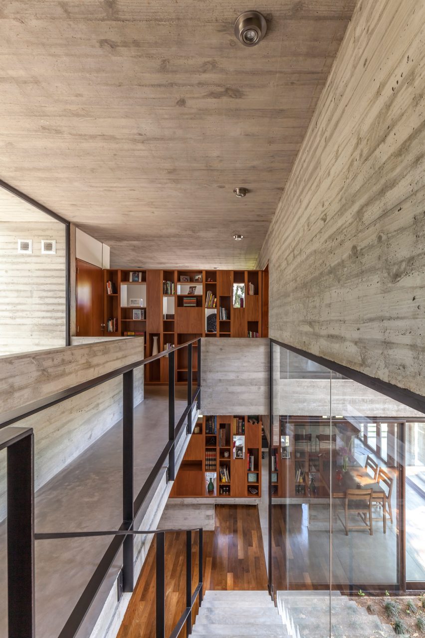 Casa Aranzazu by Besonías Almeida arquitectos