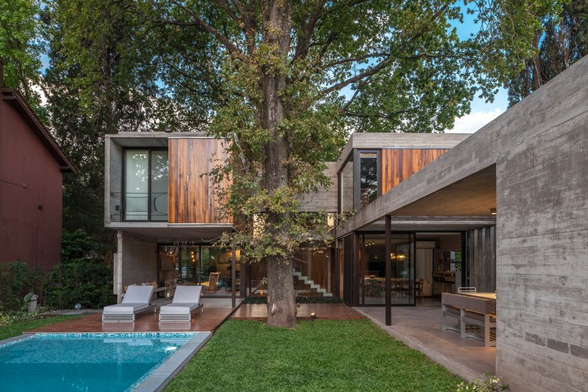 Casa Aranzazu by Besonías Almeida arquitectos