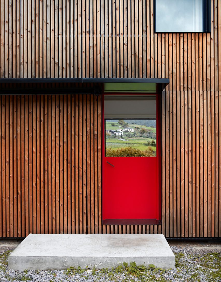 Casa Montaña by Baragaño Architects