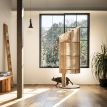 Yoh Komiyama’s climbing toy for cats doubles as a minimalist home decoration