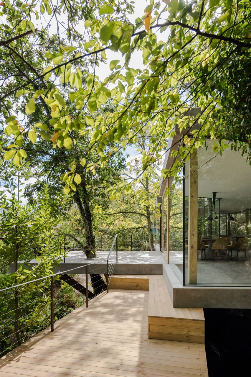 Cloaked House by Ernesto Pereira