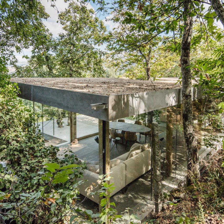 Cloaked House by Ernesto Pereira