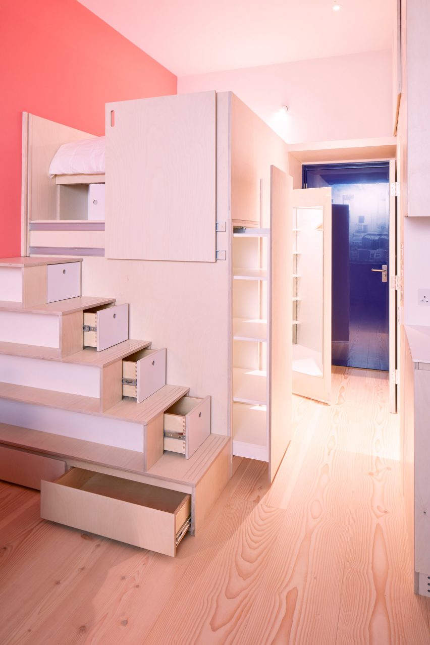 Compact Living flat by Ab Rogers Design