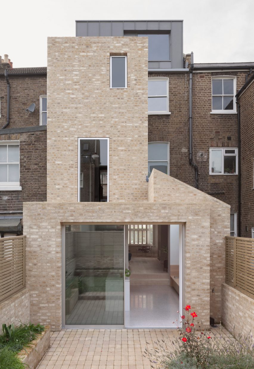 Davisville Road extension by Al-Jawad Pike