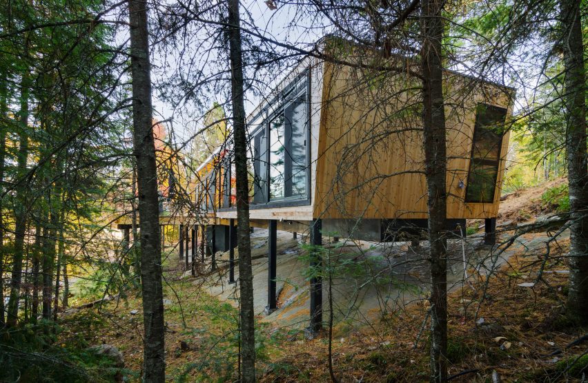 Kiss House by Lazor Office