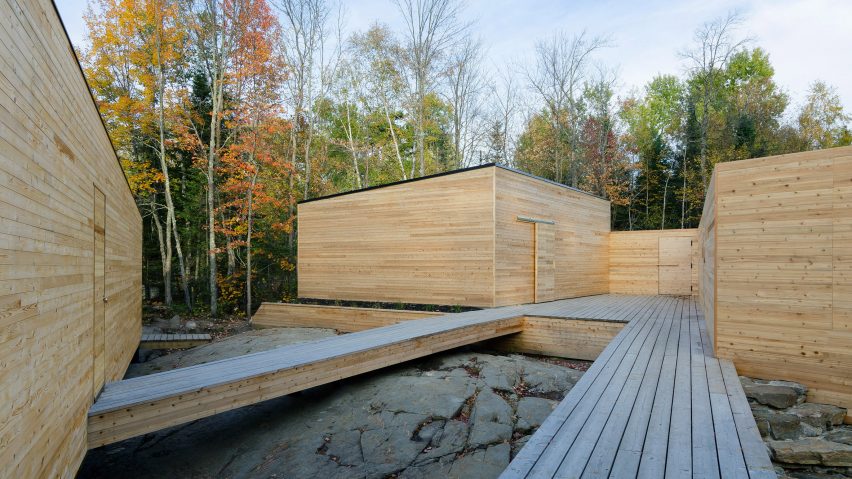 Kiss House by Lazor Office