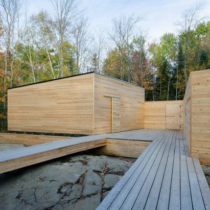 Kiss House by Lazor Office