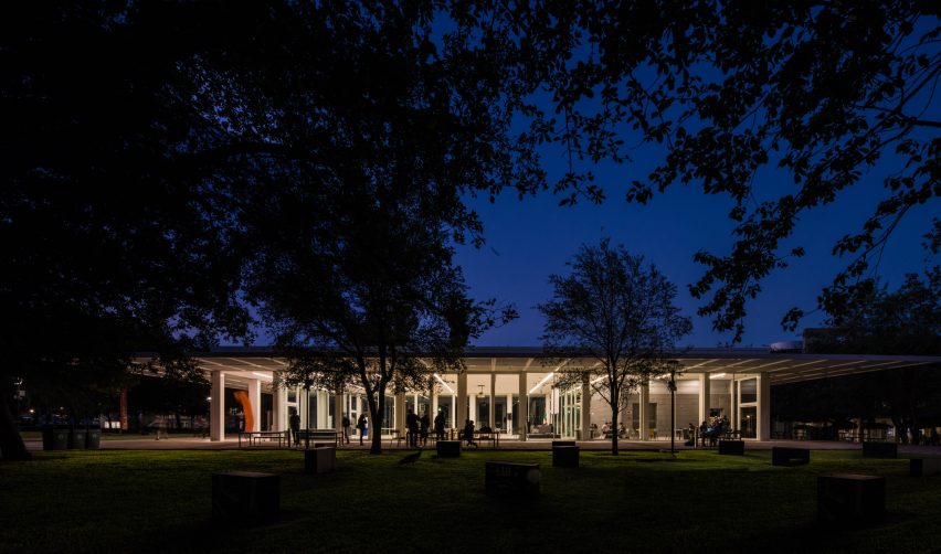 Monterrey Tec library and pavilion by Sasaki