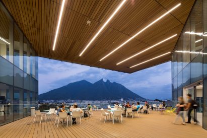 Monterrey Tec library and pavilion by Sasaki