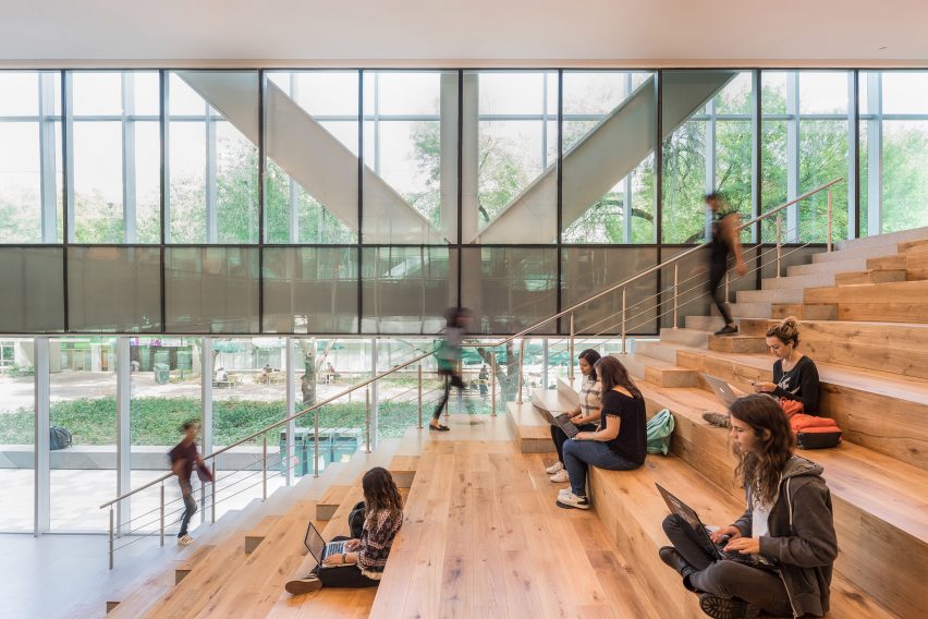 Monterrey Tec library and pavilion by Sasaki