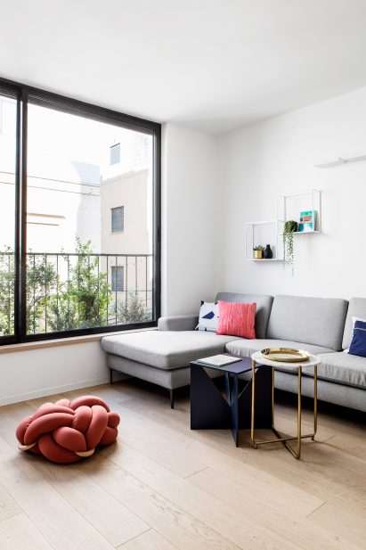 Maayan Zusman designs interior in a Tel Aviv microhome