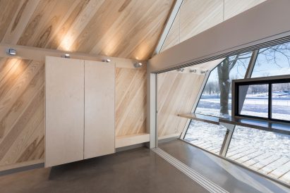 Mount-Royal Kiosks by Atelier Urban Face