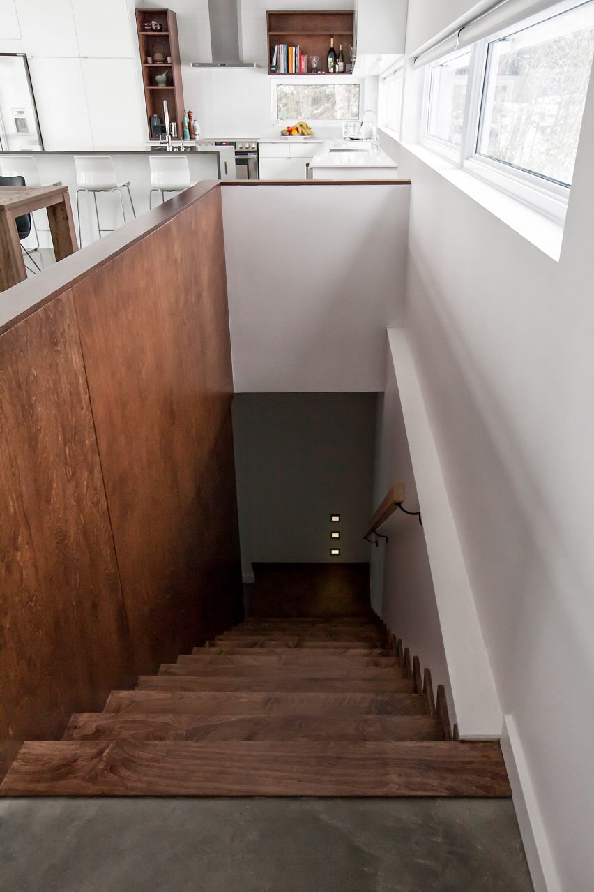Ski lodge by Kl.tz Design and DKA Architecte