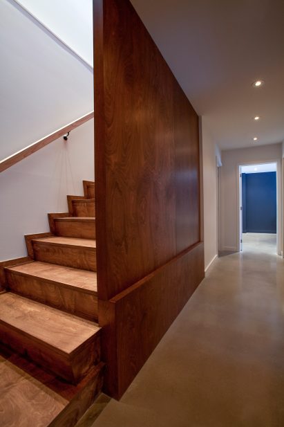 Ski lodge by Kl.tz Design and DKA Architecte