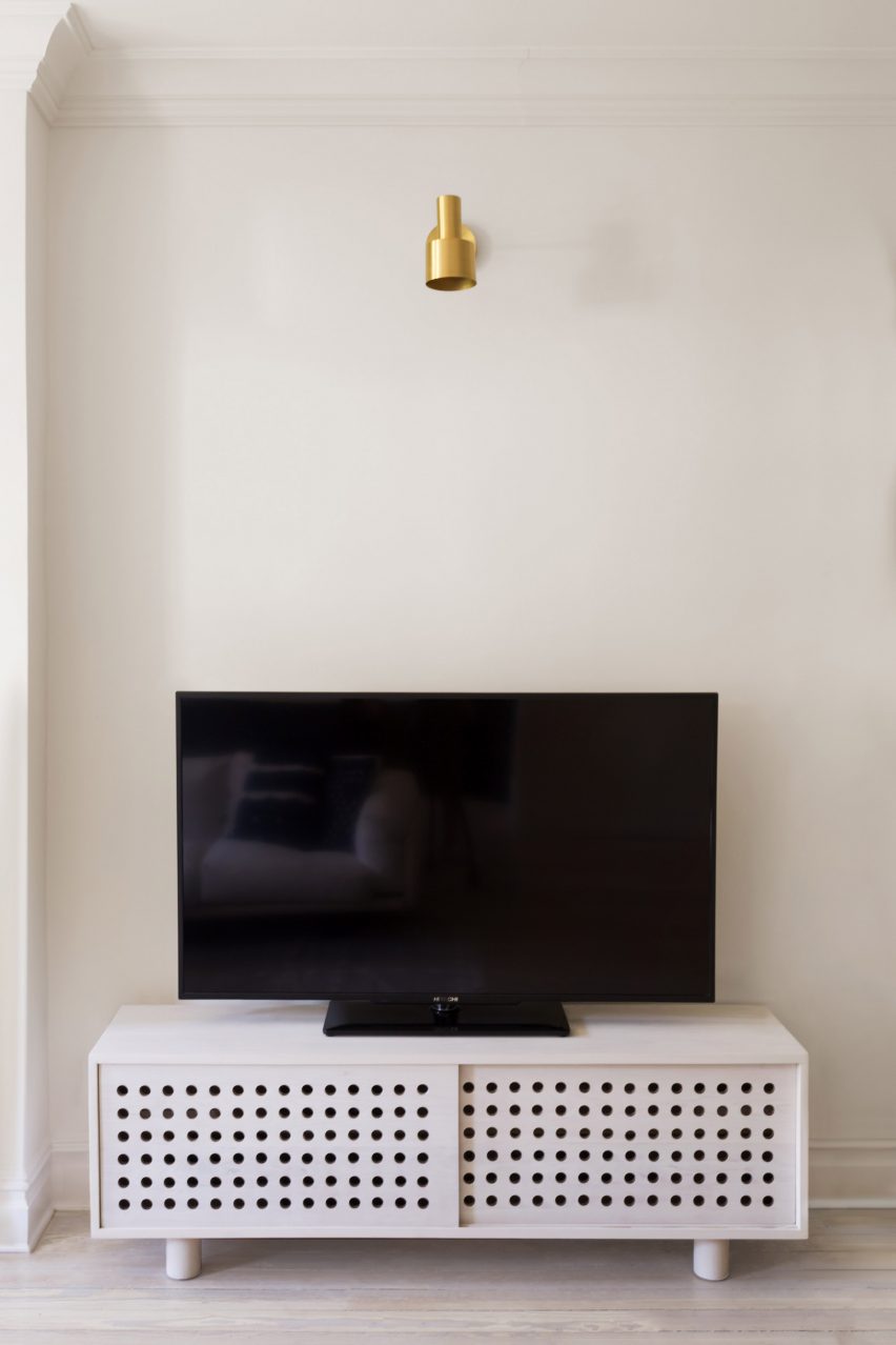 Ridgewood Rowhouse by White Arrow