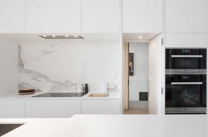 The Slender House by MU Architecture