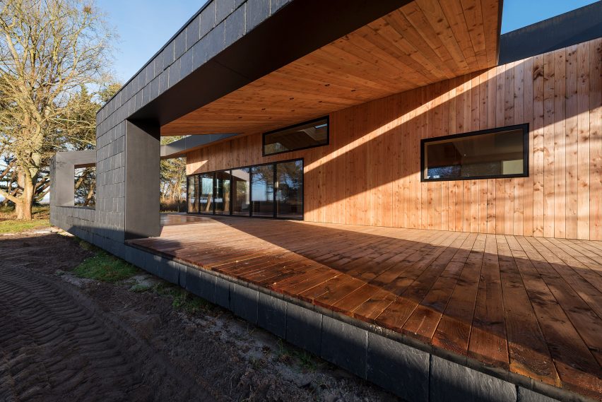 Summerhouse by CEBRA