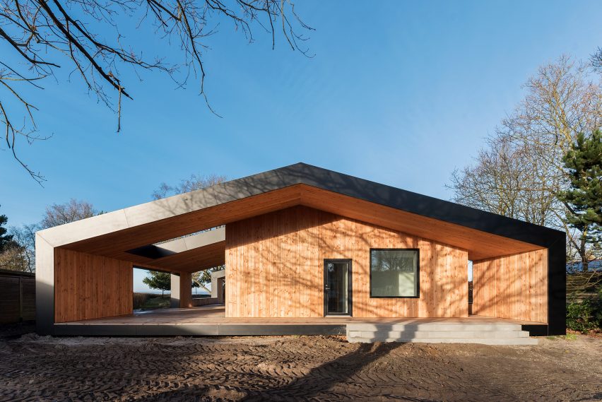 Summerhouse by CEBRA
