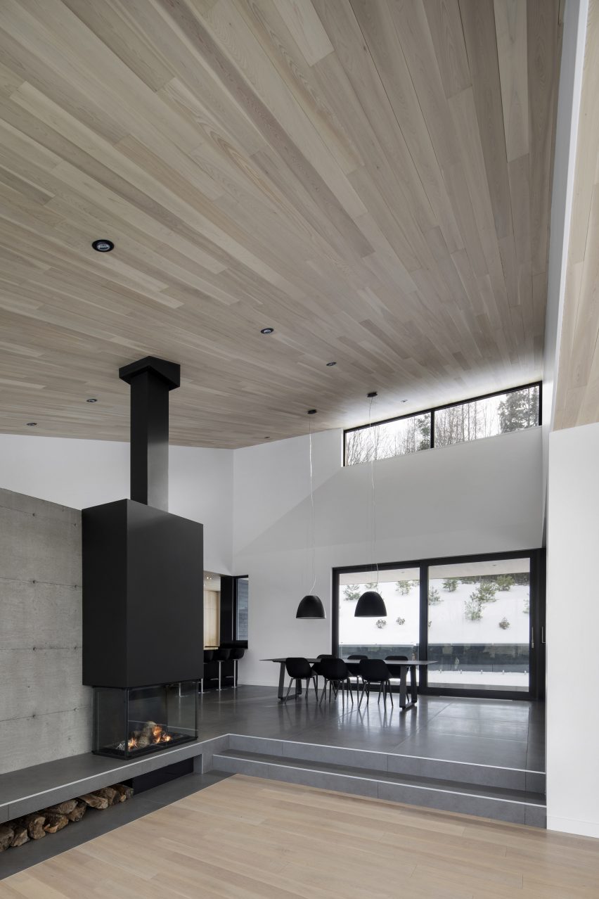 Villa Vingt by Bourgeois Lechasseur architects