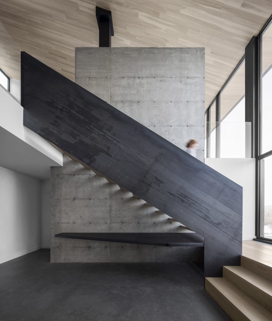 Villa Vingt by Bourgeois Lechasseur architects