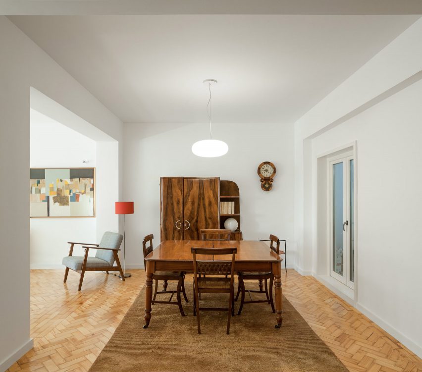 Apartment Largo Soares do Reis by Cubículo Architects