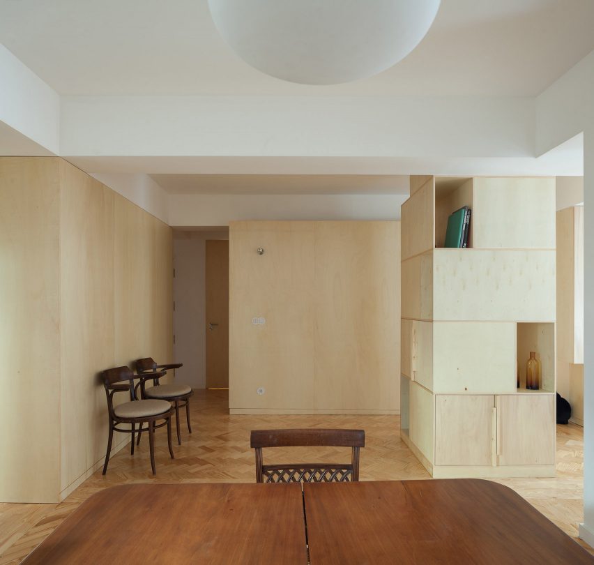 Apartment Largo Soares do Reis by Cubículo Architects