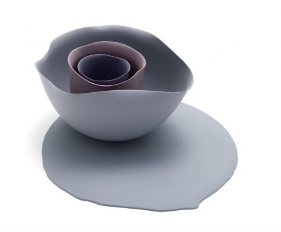 Seo-Yeon Park makes porcelain tableware based on Georgia O'Keeffe paintings