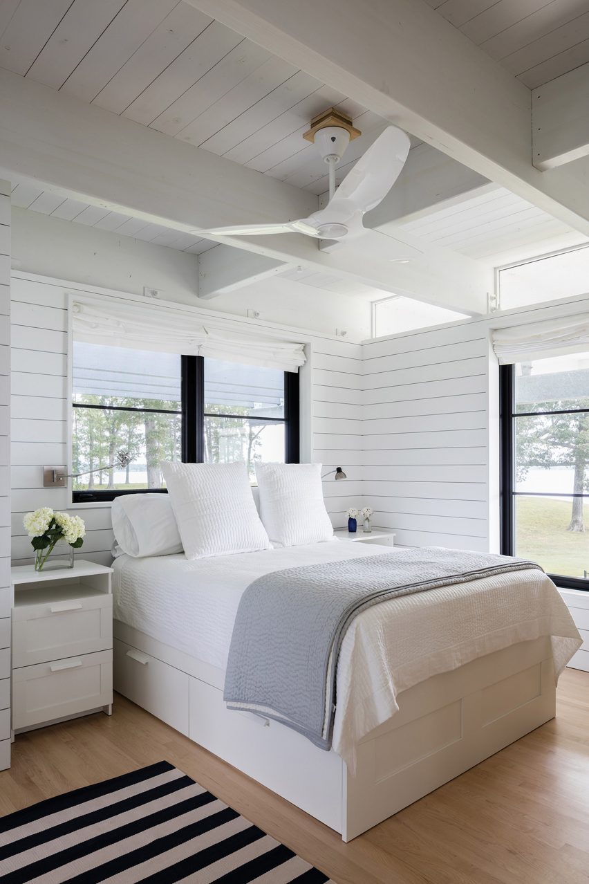 Contemporary River House by 3north