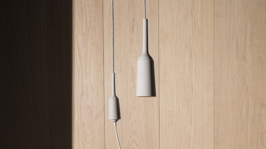 Lotte Douwes celebrates the plug socket with porcelain charging device
