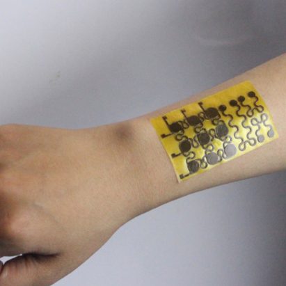 Self-healing “e-skin” could provide amputees with realistic sensations