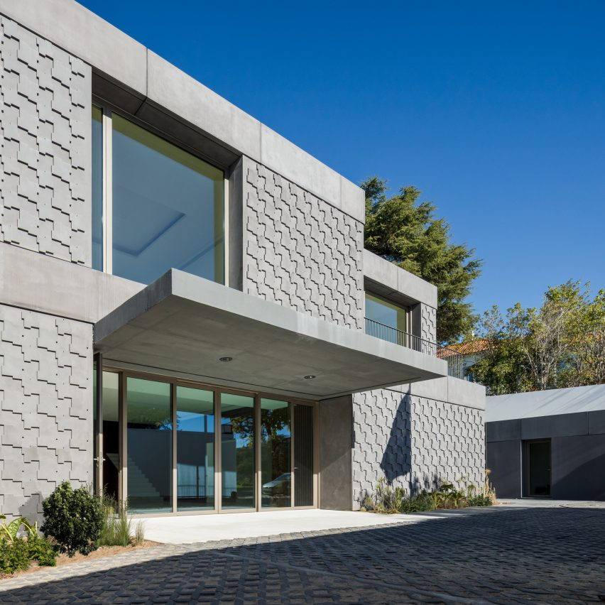 Egypt Embassy in Lisbon by Promontorio Architects